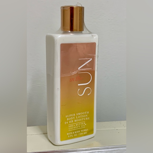 Rare Discontinued Bath & Body Works IN THE SUN 8oz Moisturizing Lotion - Picture 1 of 10